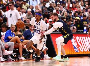 NBA太阳vs雄鹿_NBA太阳vs雄鹿免费在线直播_NBA太阳vs雄鹿全场录像回放